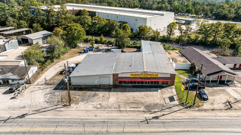 2751 E Davis St, Conroe, TX à vendre - Photo du bâtiment - Image 3 de 42
