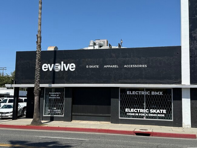 Plus de détails pour 114 S Coast Hwy, Oceanside, CA - Commerce de détail à louer