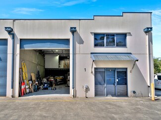Plus de détails pour 19 Newbridge Rd, Berkeley Vale - Industriel à vendre