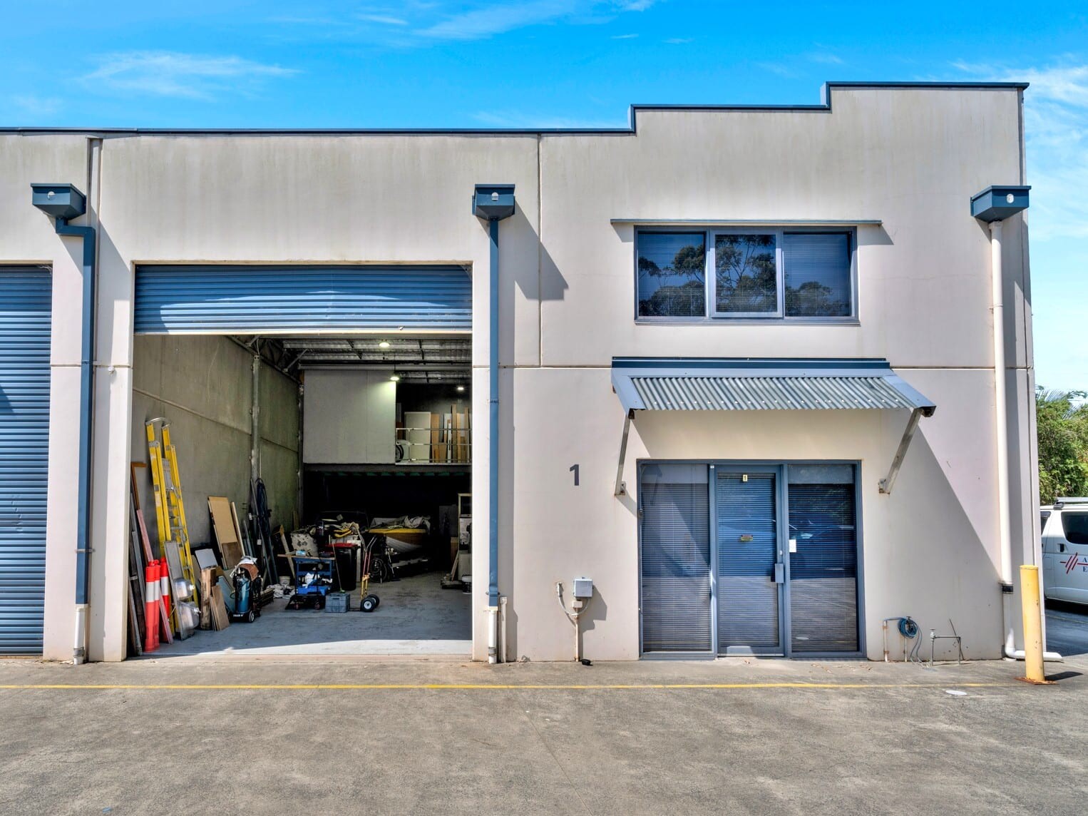 19 Newbridge Rd, Berkeley Vale for sale Primary Photo- Image 1 of 2