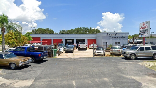 Plus de détails pour 1236 W King St, Cocoa, FL - Commerce de détail à louer