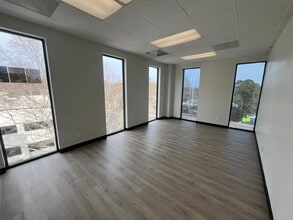 3900 Barrett Dr, Raleigh, NC for lease Interior Photo- Image 1 of 3
