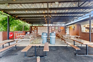 Plus de détails pour 1300 S Gordon St, Alvin, TX - Commerce de détail à vendre