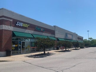 Plus de détails pour 1291-1341 W Paradise Dr, West Bend, WI - Commerce de détail à louer