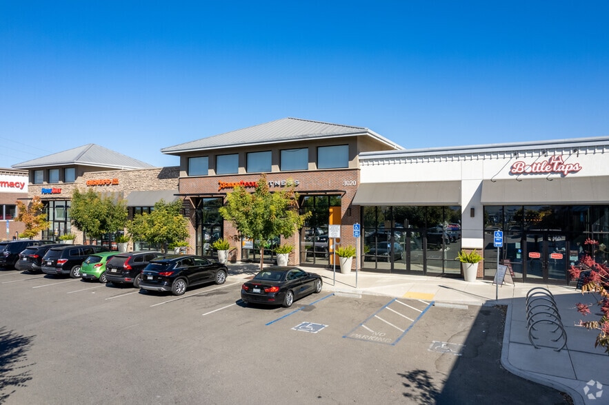 3010-3040 Bernal Ave, Pleasanton, CA for lease - Primary Photo - Image 1 of 7