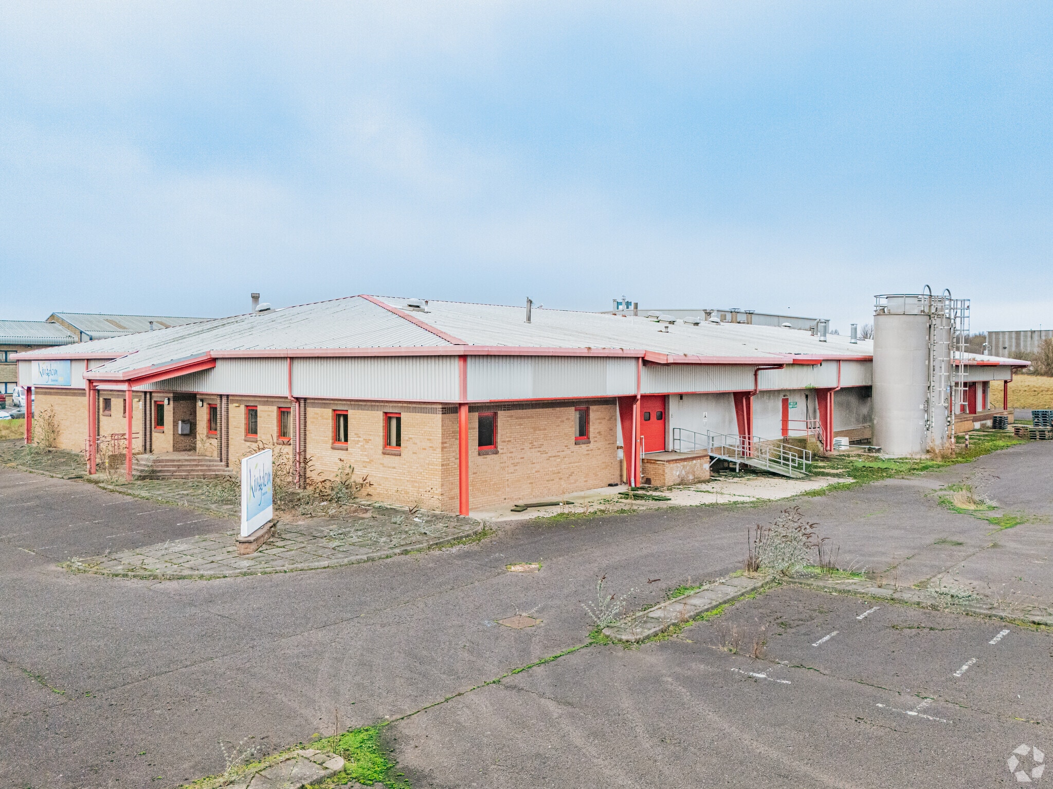 Merchant Pl, Kirkcaldy for sale Primary Photo- Image 1 of 5