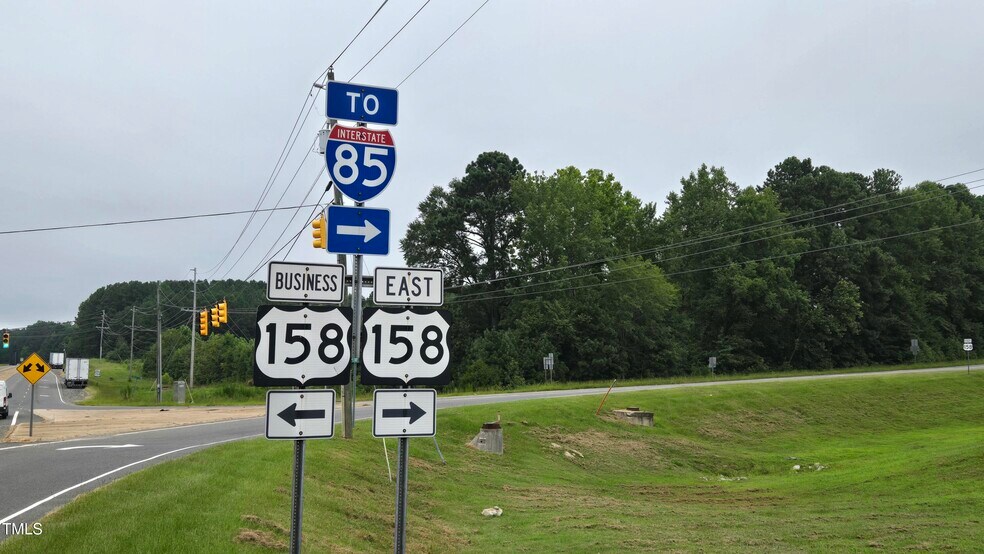 400 Oxford Loop Rd, Oxford, NC à vendre - Photo du bâtiment - Image 3 de 19