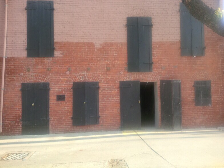 7533-7539 Monterey St, Gilroy, CA à louer - Photo du bâtiment - Image 2 de 5