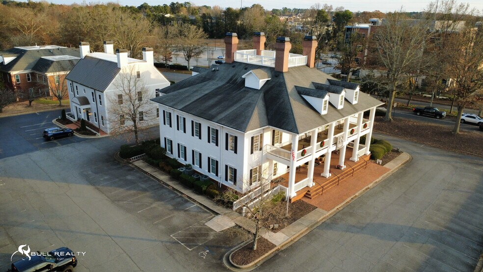 4651 Olde Towne Pky, Marietta, GA à vendre - Photo du bâtiment - Image 3 de 66