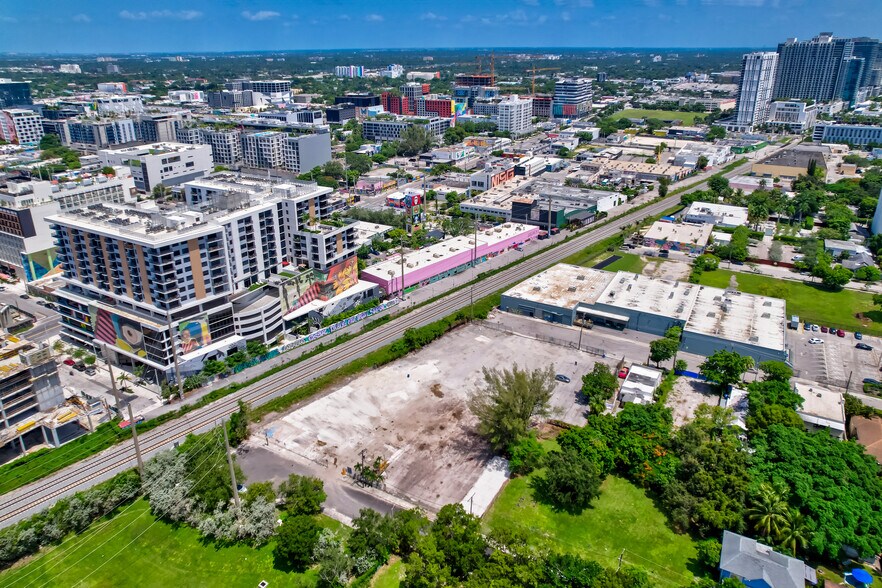 49 NE 22nd St, Miami, FL à vendre - Photo du bâtiment - Image 1 de 1