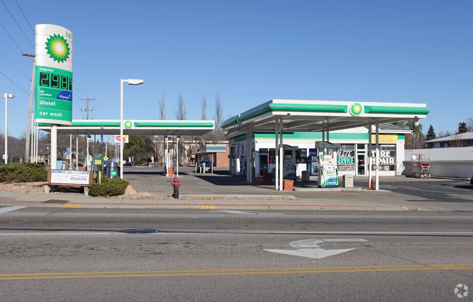 7800 Medicine Lake Rd, Golden Valley, MN à vendre - Photo principale - Image 1 de 2