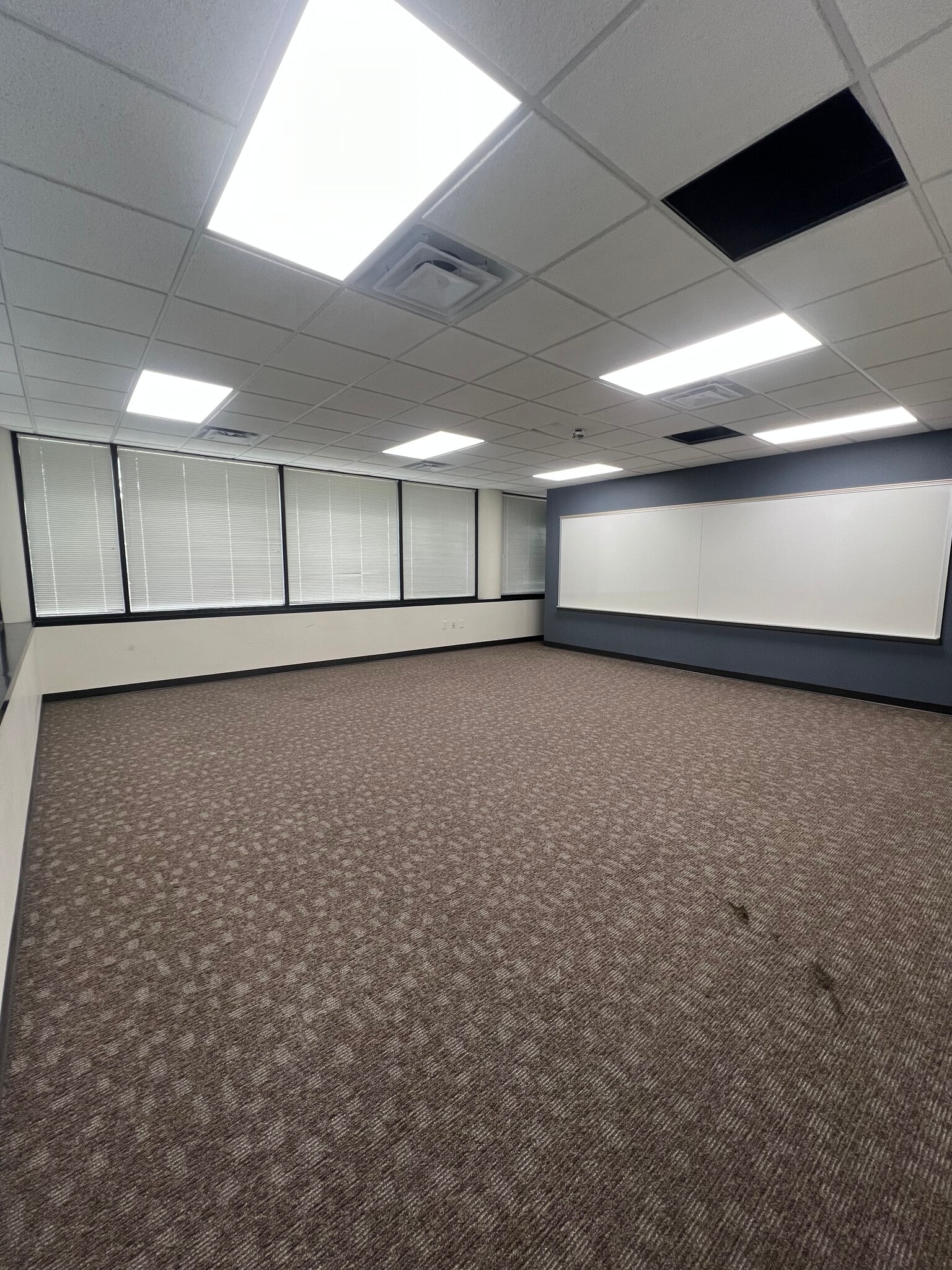 6003 Veterans Pky, Columbus, GA for lease Interior Photo- Image 1 of 2