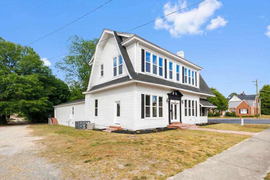 504 W Broad St, Dunn, NC à vendre - Photo du bâtiment - Image 2 de 24