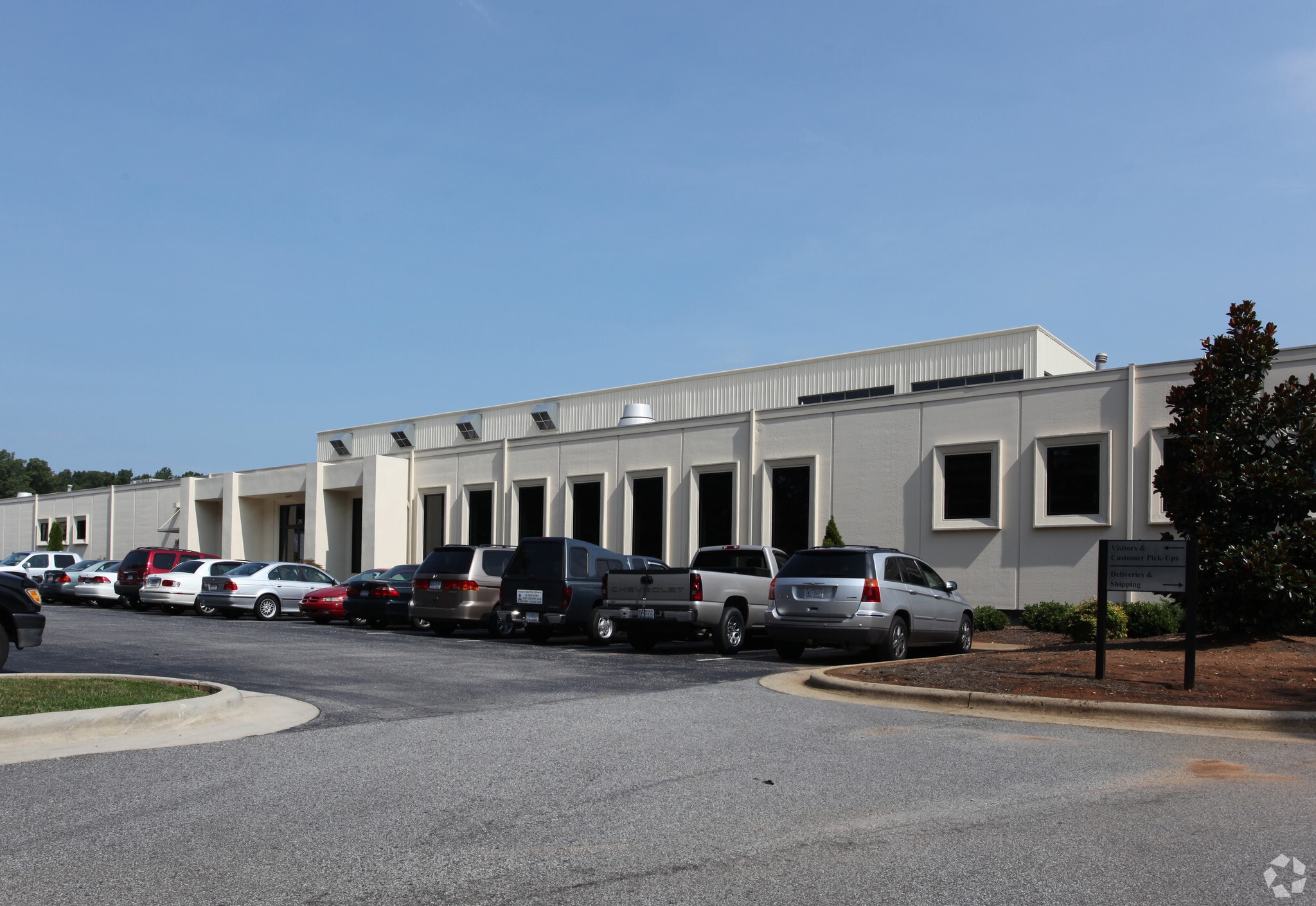 218 Feld Ave, High Point, NC for sale Building Photo- Image 1 of 7
