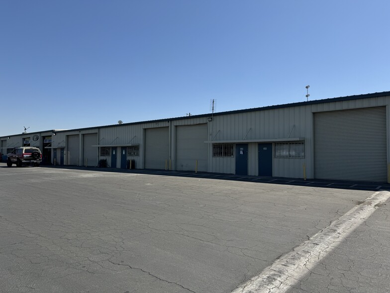 3188 N Marks Ave, Fresno, CA for lease - Building Photo - Image 1 of 3