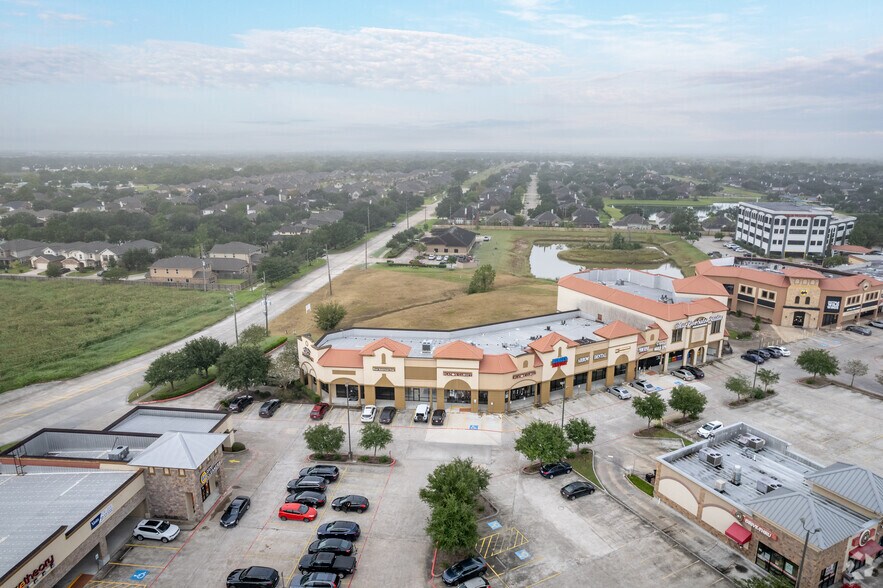9515 W Broadway St, Pearland, TX à louer - Aérien - Image 1 de 4