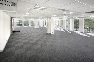 Calle Gobelas, 21, Madrid, Madrid for lease Interior Photo- Image 1 of 4