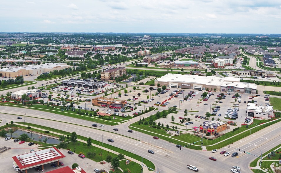 490 S 68th St, West Des Moines, IA for lease - Aerial - Image 2 of 2