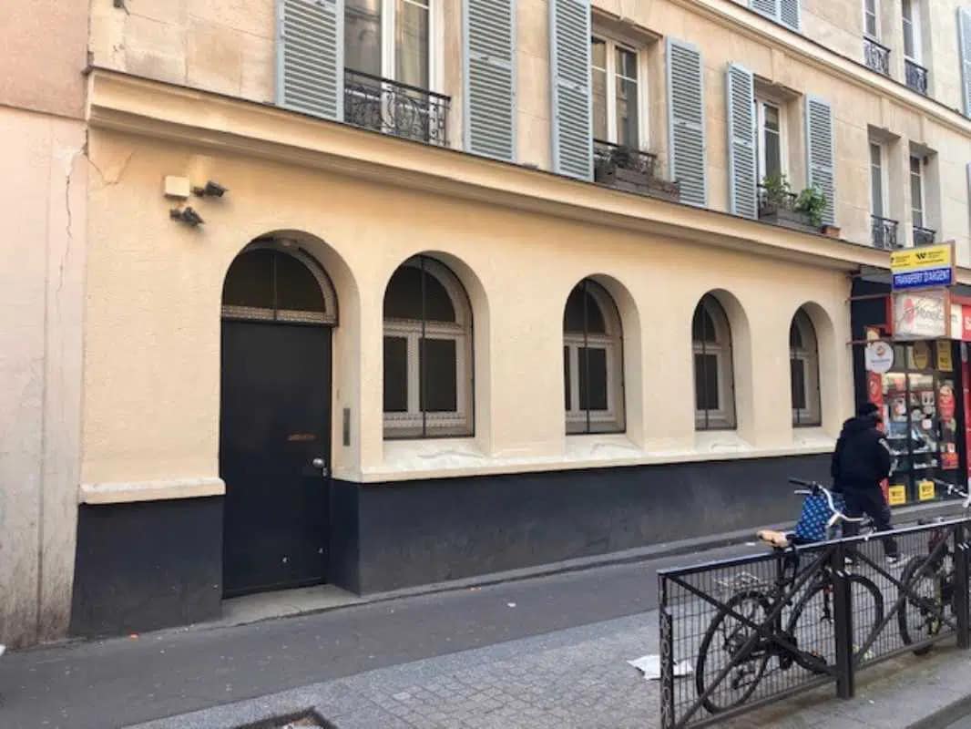 Industrial in Paris for lease Building Photo- Image 1 of 4