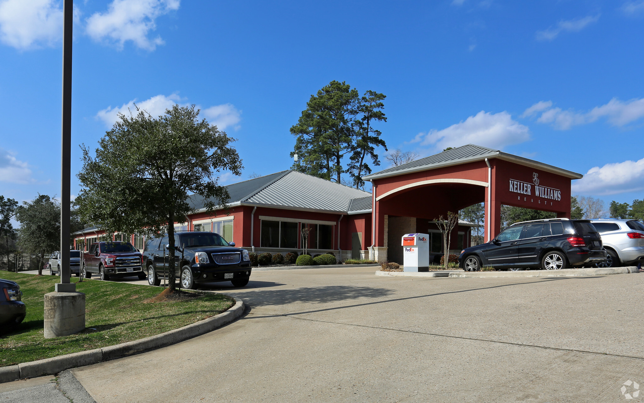 2200 N FM 3083 Rd W, Conroe, TX for sale Building Photo- Image 1 of 1