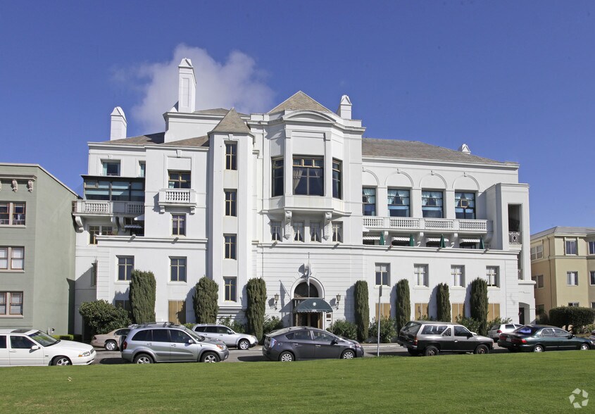 525 Bellevue Ave, Oakland, CA à vendre - Photo du bâtiment - Image 2 de 3