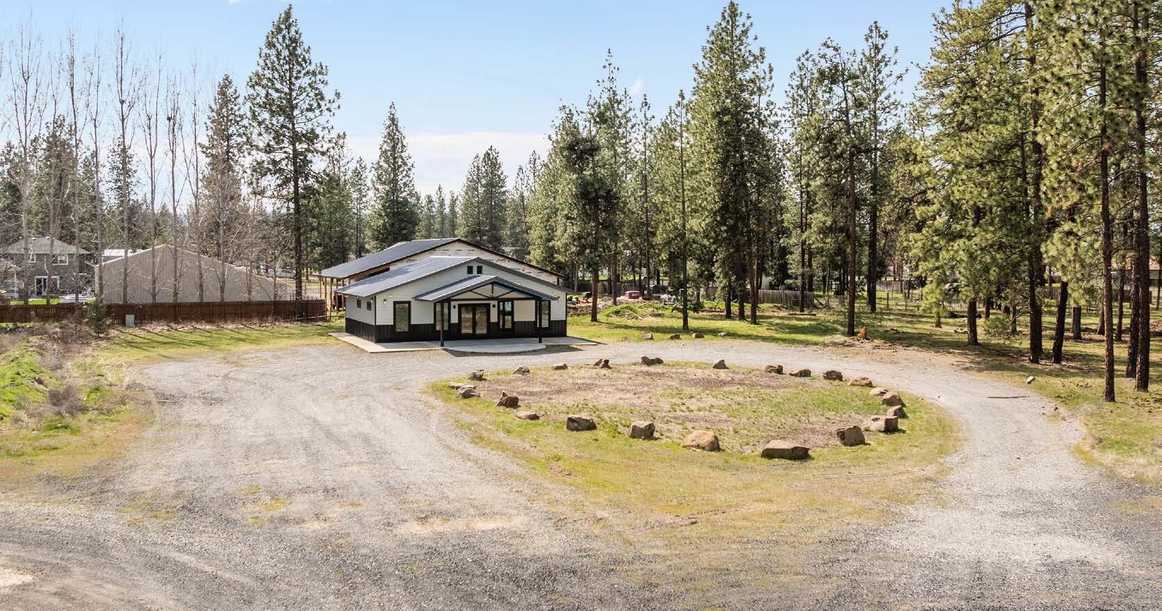 6063B Hwy 291, Nine Mile Falls, WA à vendre Photo principale- Image 1 de 5