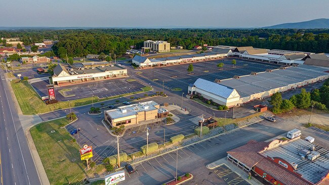 Plus de détails pour 4332 Central Ave, Hot Springs, AR - Bureau/Commerce de détail à louer
