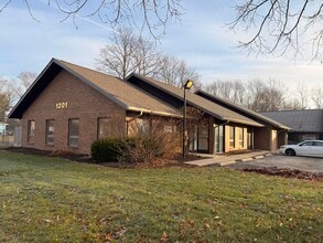 1201 N Post Rd, Indianapolis, IN à louer Photo intérieure- Image 1 de 11