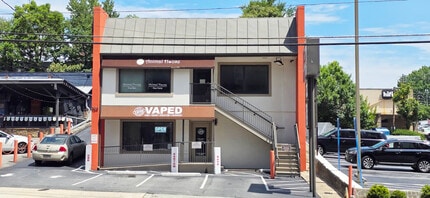 324 E Paces Ferry Rd NE, Atlanta, GA à louer Photo du bâtiment- Image 1 de 4