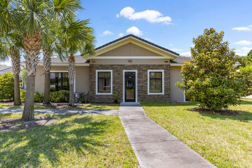 960 International Pky, Lake Mary, FL à louer - Photo du bâtiment - Image 3 de 21