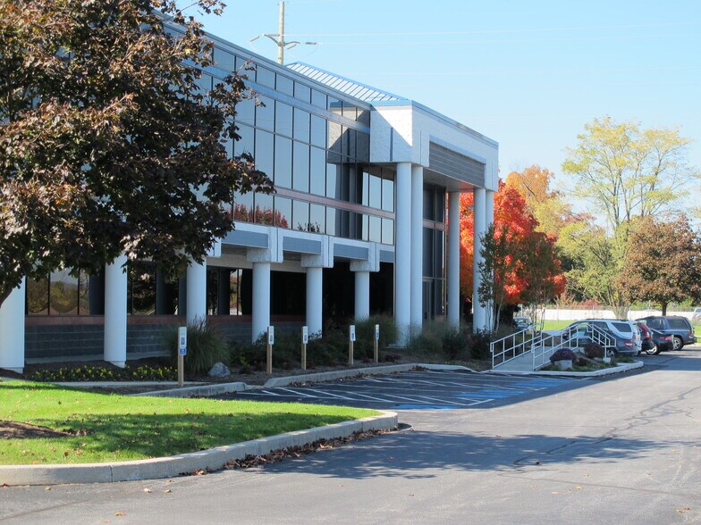 5000 Ritter Rd, Mechanicsburg, PA à louer - Photo du bâtiment - Image 2 de 15