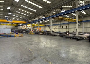 4 Rue Jean Macé, Meyzieu for lease Interior Photo- Image 2 of 6