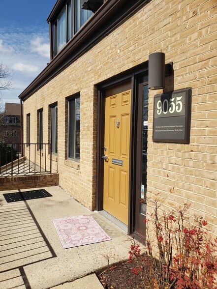 8901-9087 Shady Grove Ct, Gaithersburg, MD à vendre - Photo du bâtiment - Image 2 de 35