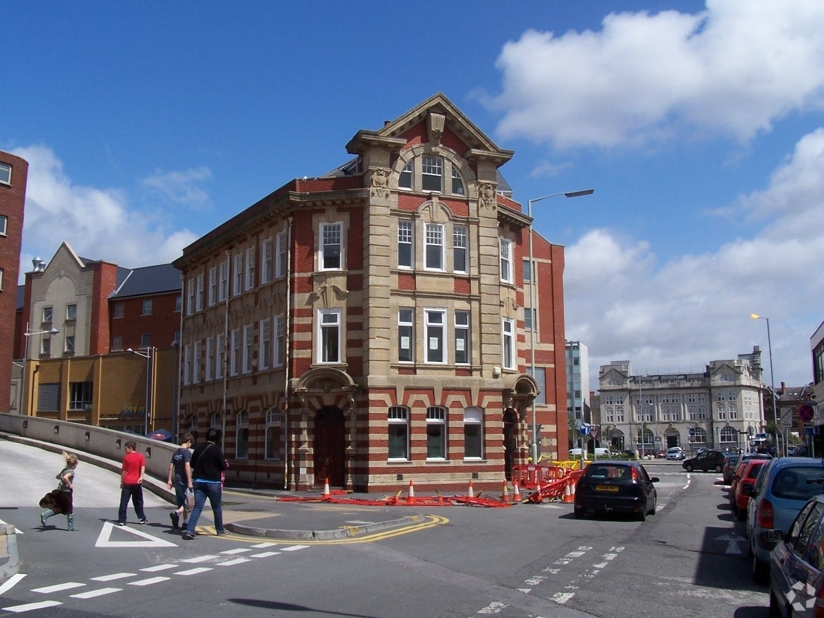 York St, Swansea à louer Photo principale- Image 1 de 3