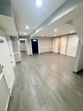 1032-1036 Victory Blvd, Staten Island, NY for lease Interior Photo- Image 2 of 14