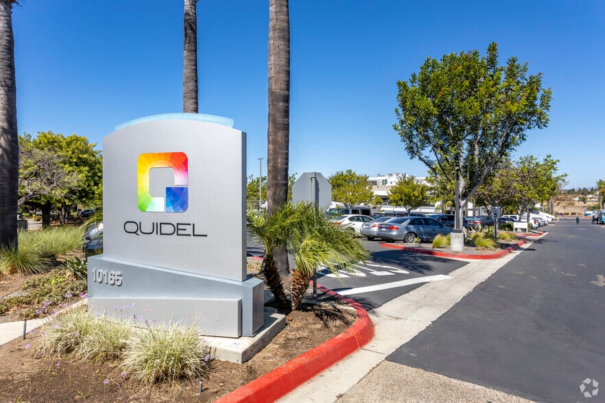 10165 McKellar Ct, San Diego, CA for lease - Building Photo - Image 2 of 4