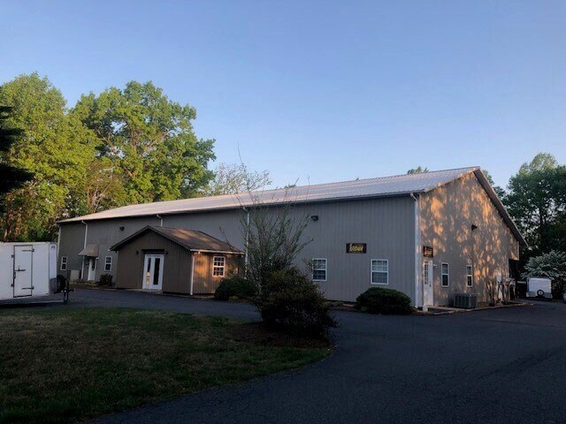 27 Industrial Dr, Ruckersville, VA for lease Primary Photo- Image 1 of 8