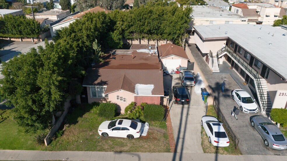 2929 S Mansfield Ave, Los Angeles, CA for sale - Aerial - Image 2 of 3