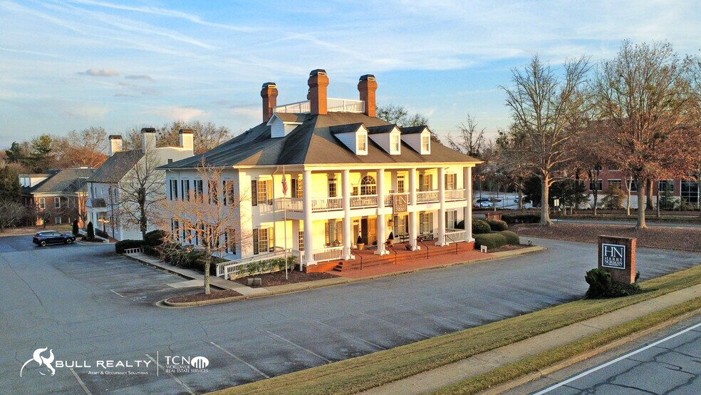 4651 Olde Towne Pky, Marietta, GA à louer - Photo du bâtiment - Image 2 de 66