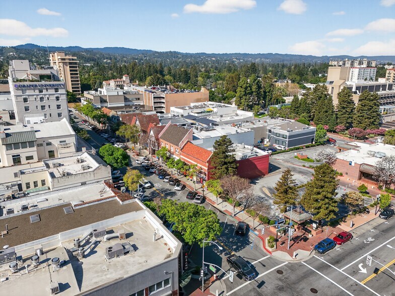 71 E 3rd Ave, San Mateo, CA à vendre - Photo du bâtiment - Image 2 de 19