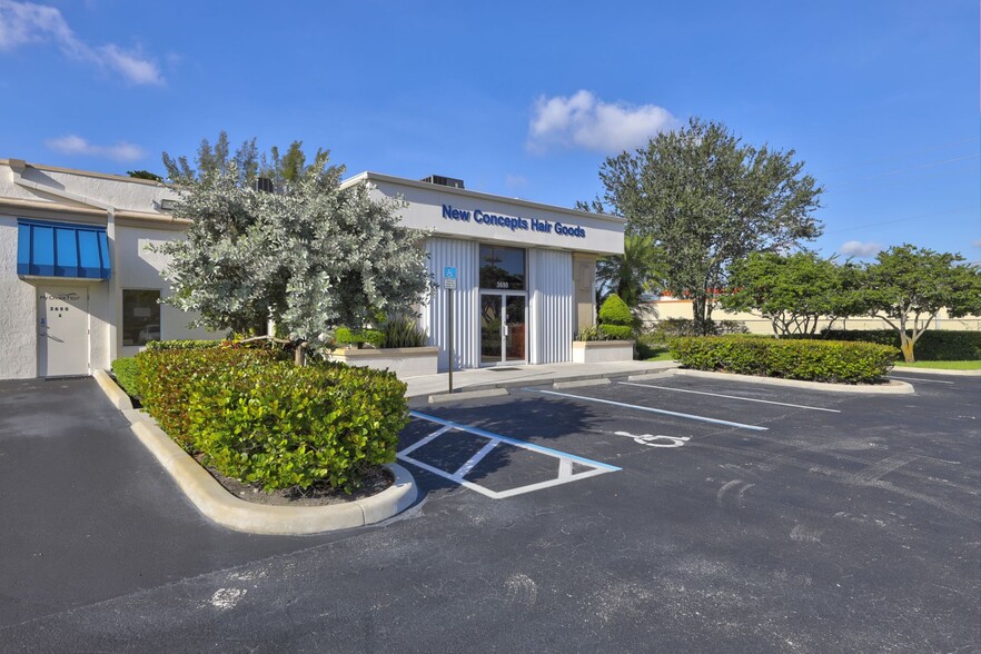 3690 NW 53rd St, Fort Lauderdale, FL for sale - Building Photo - Image 1 of 1