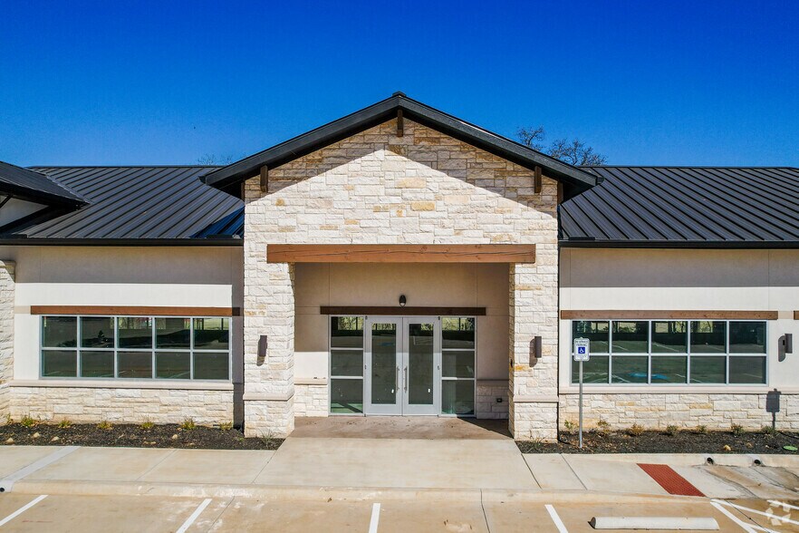 515 S Kimball Ave, Southlake, TX à louer - Photo du bâtiment - Image 3 de 5
