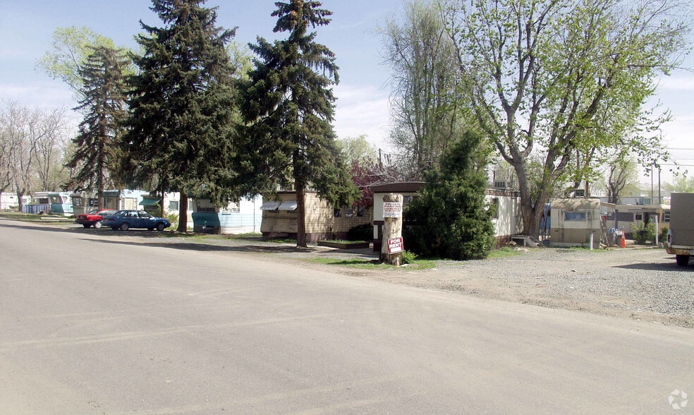 Lakewood Village & Mountain Aire MHCs portefeuille de 2 propriétés à vendre sur LoopNet.ca - Photo principale - Image 2 de 2
