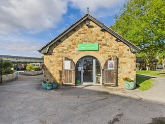 More details for Coast Rd, Holywell - Retail for Lease