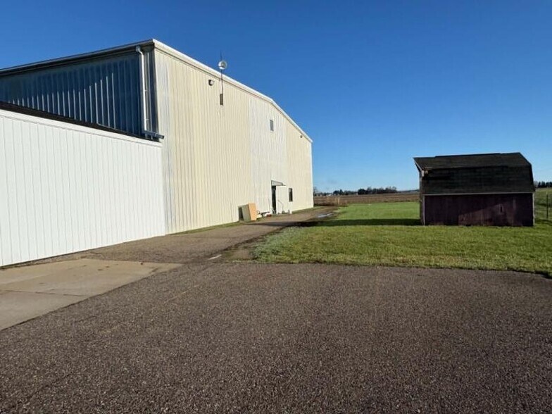 1700 N Van Dyke Rd, Bad Axe, MI à vendre - Photo du bâtiment - Image 2 de 5