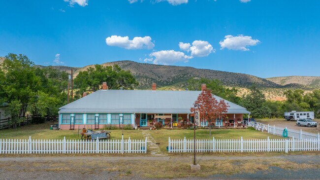 More details for 585 Calle La Placita, Lincoln, NM - Hospitality for Sale