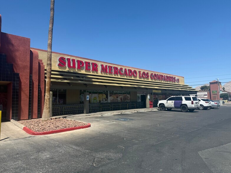 4341-4389 Stewart Ave, Las Vegas, NV for lease - Building Photo - Image 3 of 8