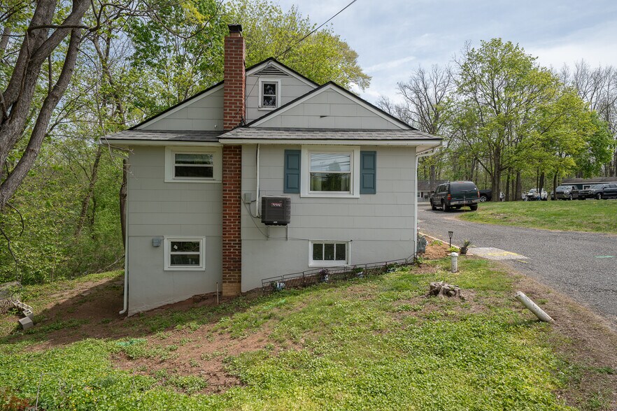 530 Gravel Pike, Collegeville, PA à vendre - Photo du bâtiment - Image 3 de 91