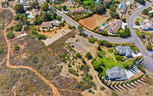 Plus de détails pour 0 Cox Rd, San Marcos, CA - Terrain à vendre