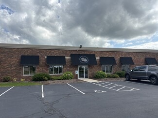 Plus de détails pour 302 Industrial Dr, Columbus, WI - Industriel à vendre